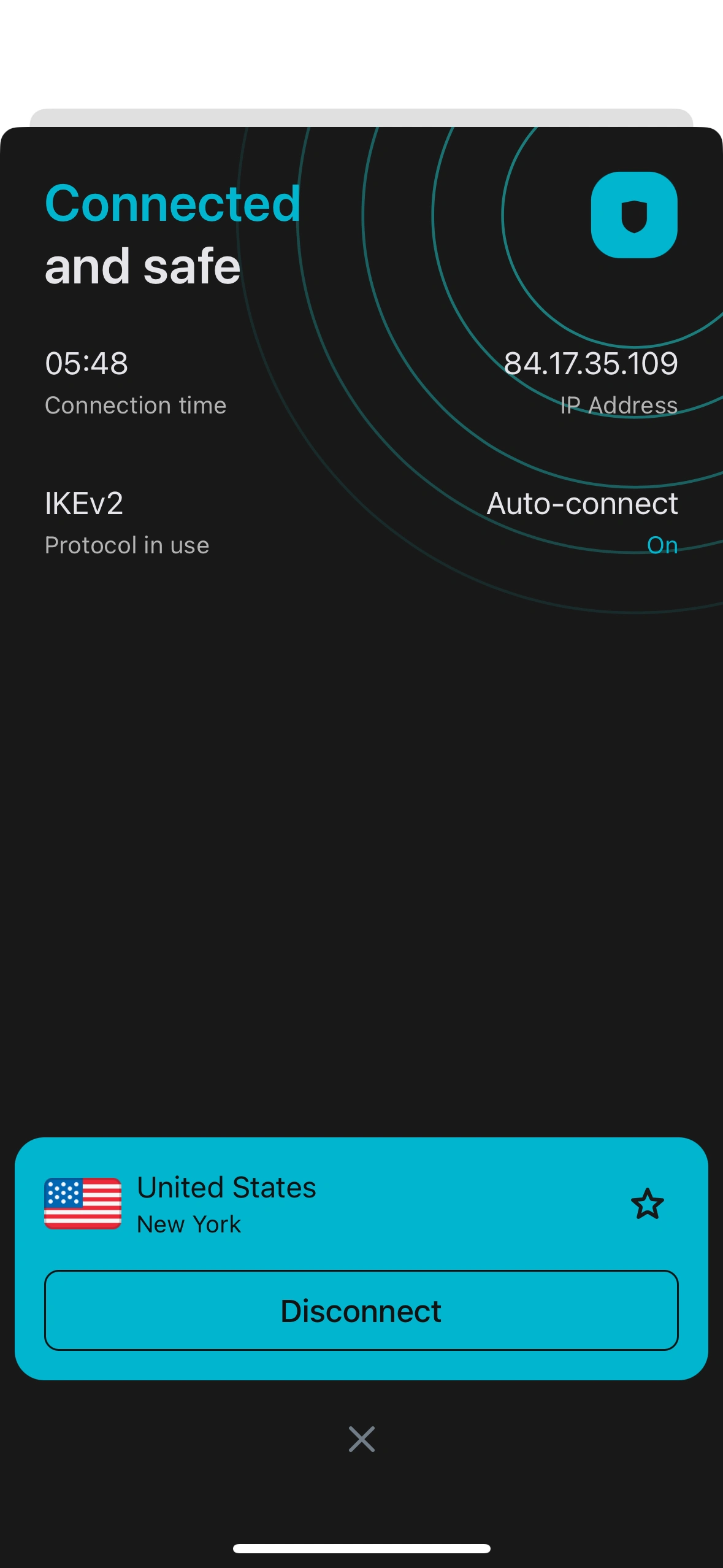Capture d'écran d'une connexion Surfshark sur iOS, utilisant IKEv2. 